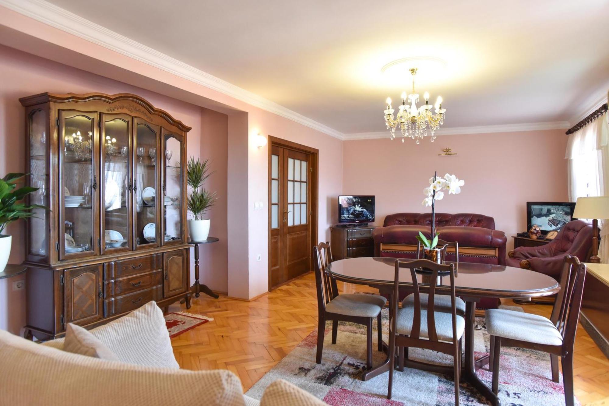 Vila Apartments Lidija Petrovac Exterior foto